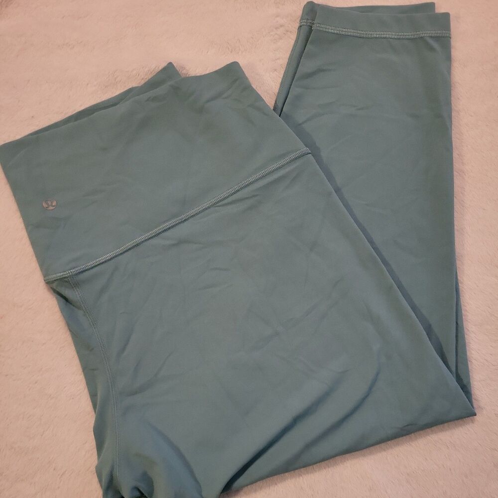 Lululemon High-Rise Crop Leggings Womens  Green Sz 20 NWOT
